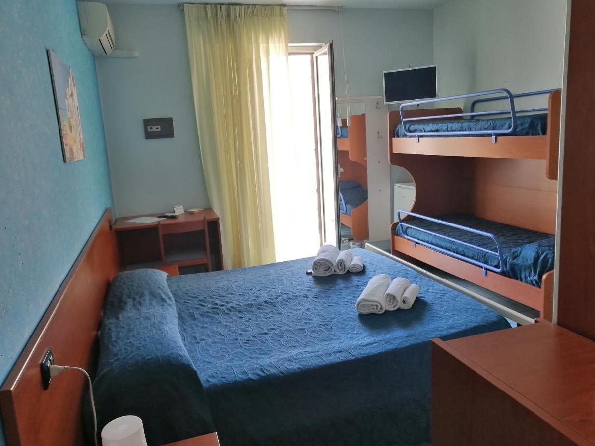 Megaron Hotel 포쟐로 외부 사진