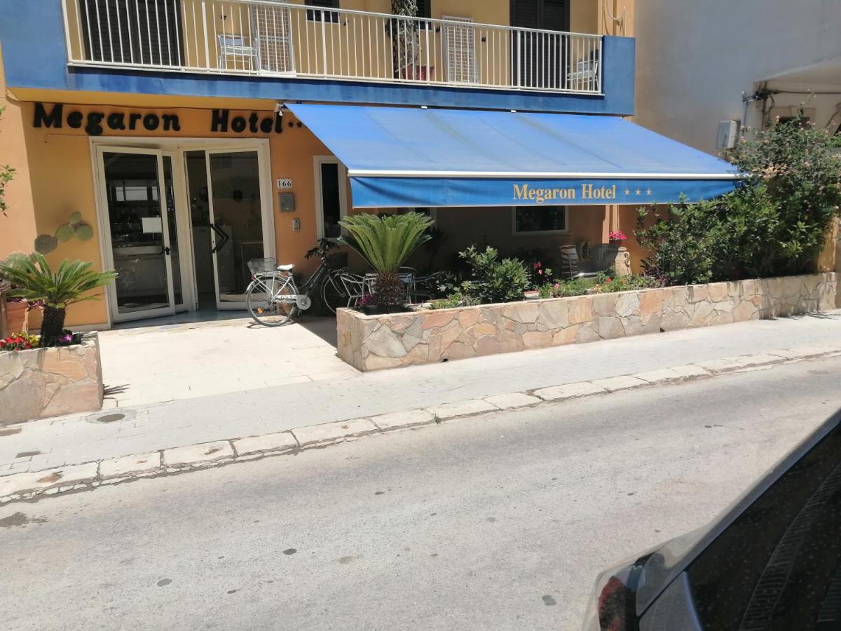 Megaron Hotel 포쟐로 외부 사진