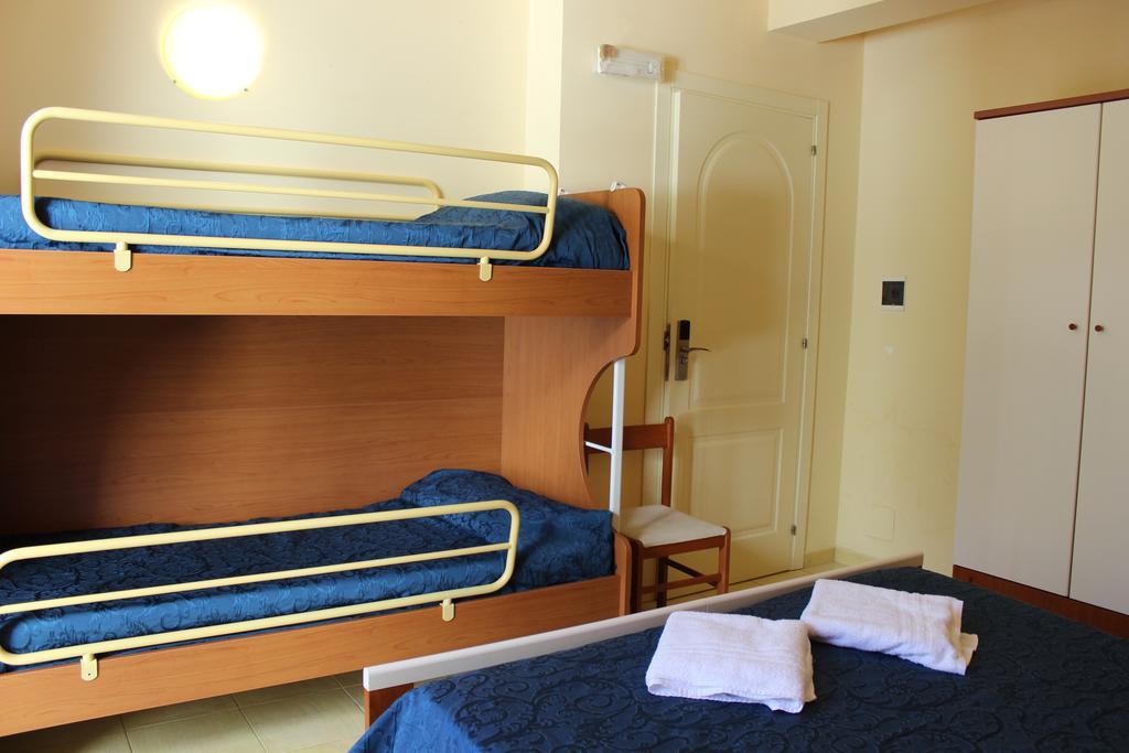 Megaron Hotel 포쟐로 외부 사진