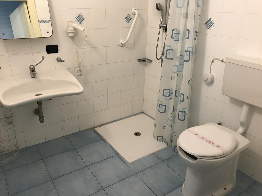 Megaron Hotel 포쟐로 외부 사진